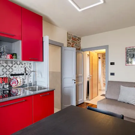La Casa Di Margot - Rosso * Murazzano (Cuneo)