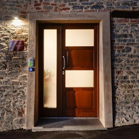 La Casa Di Margot - Rosso