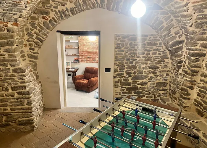 La Casa Di Margot - Rosso Murazzano (Cuneo)