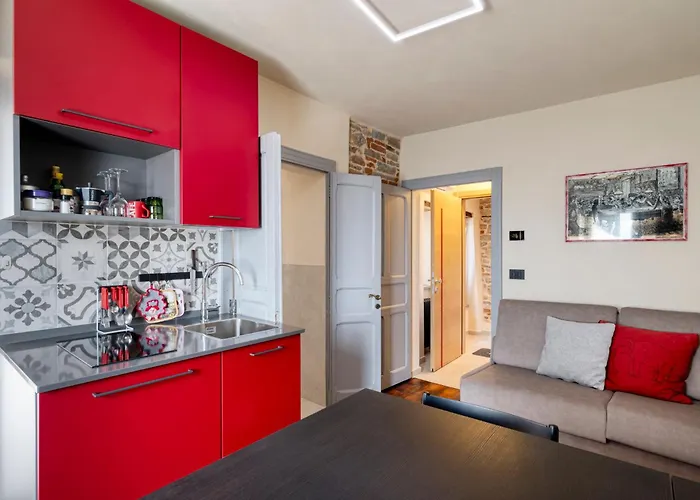 La Casa Di Margot - Rosso * Murazzano (Cuneo)
